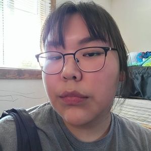 Meet your Posher, Ursula